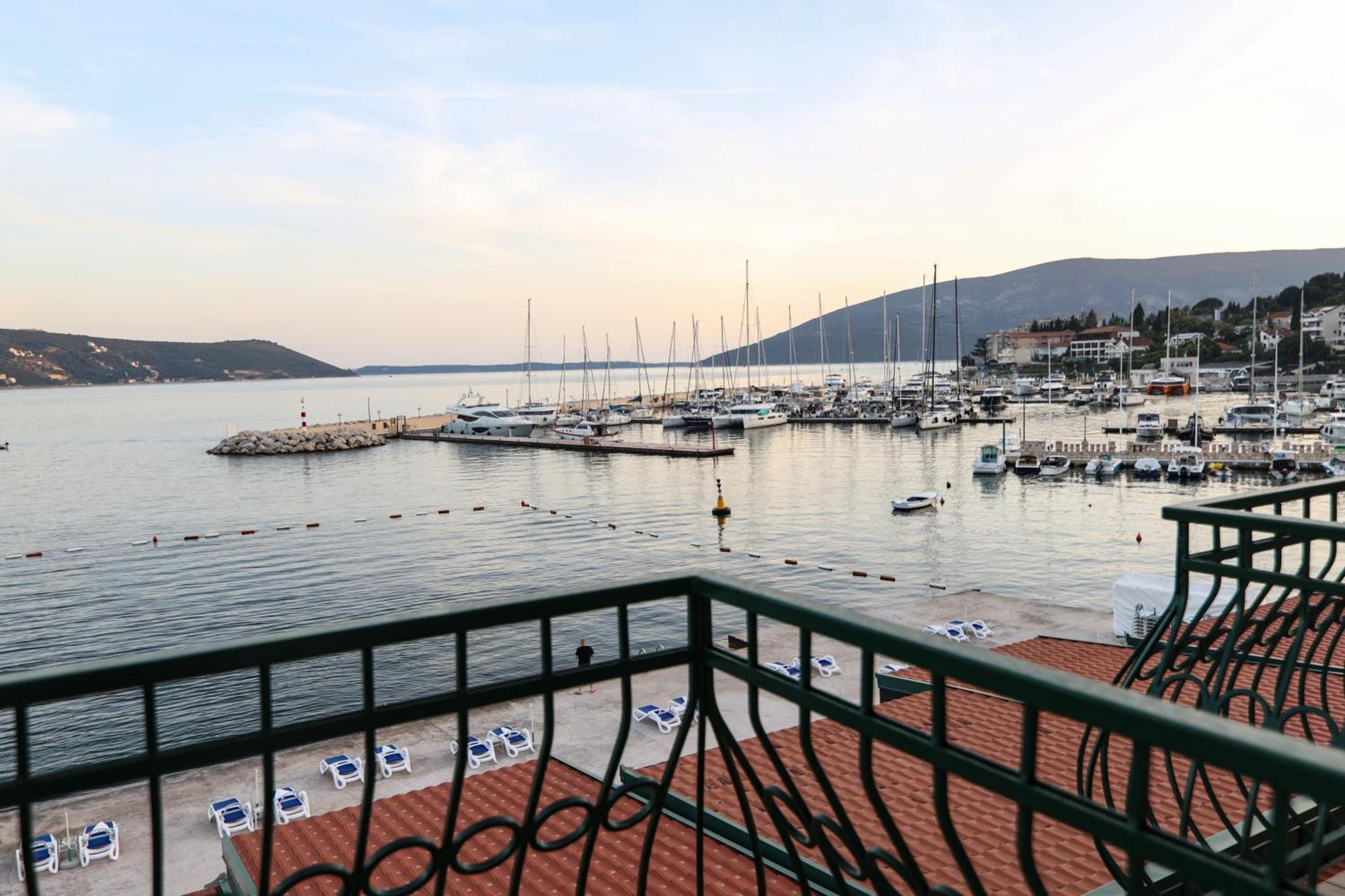 Hotel Rr Herceg Novi Exterior foto